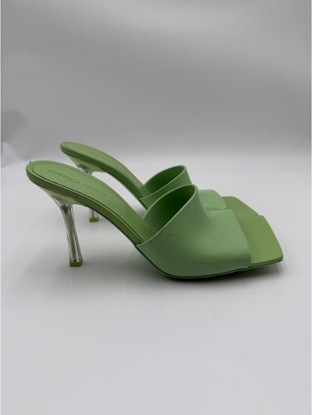 Women’s Bottega Veneta Rubber Mule Sandals in color pistachio Size 41